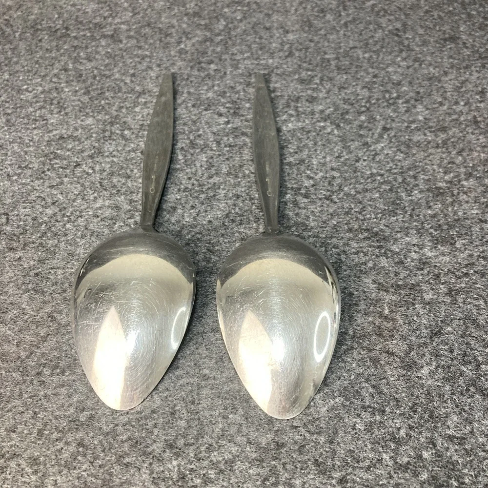 Set Of 2 Oneida VENETIA Solid Serving Spoons Tablespoon 8 5/8